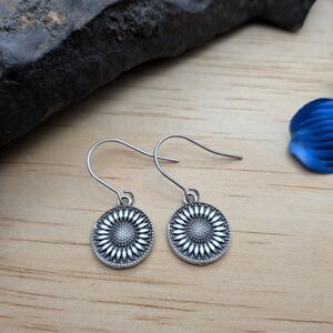 Antique Silver Sunflower Disc Drop Earrings / Floral Jewelry